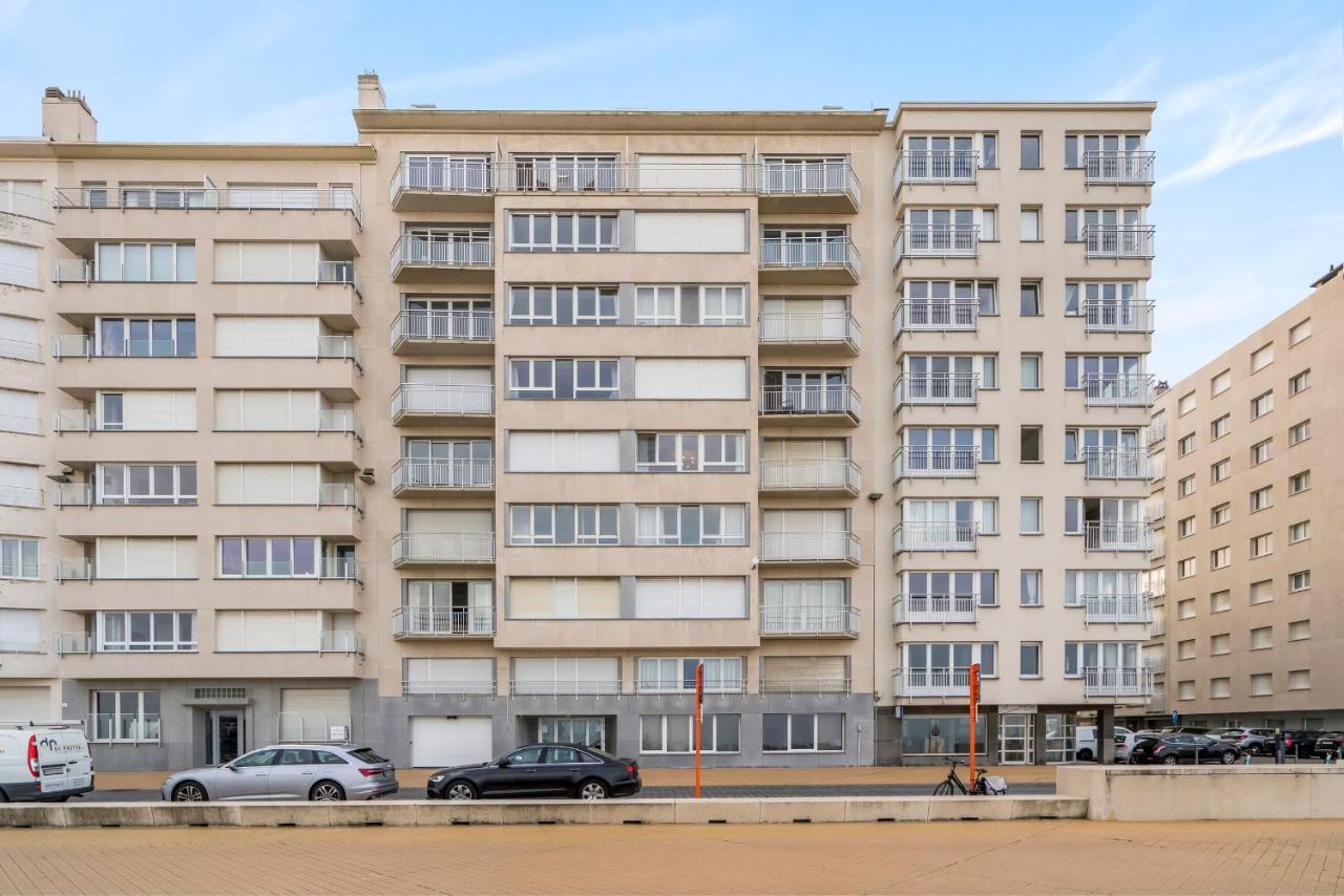 Zonnig Familie App Op Zeedijk Met Zeezicht Voor 6P Oostende Exterior foto